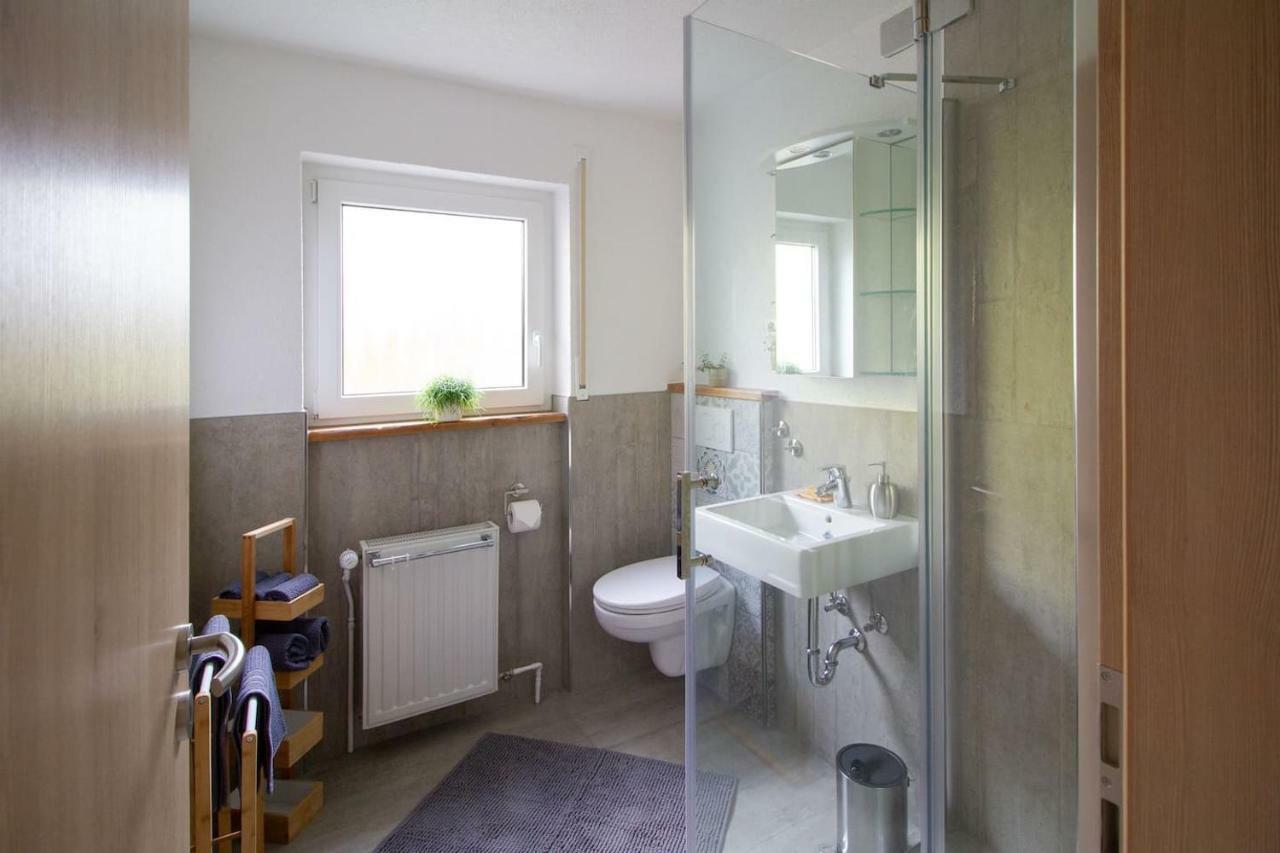 Schoene Und Helle Ferienwohnung In Pfaffenweiler Villingen-Schwenningen Eksteriør bilde